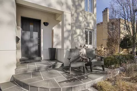 522 Uvedale Rd, Riverside, IL 60546 photo 2