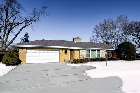 922 S Na Wa Ta Ave, Mount Prospect, IL 60056