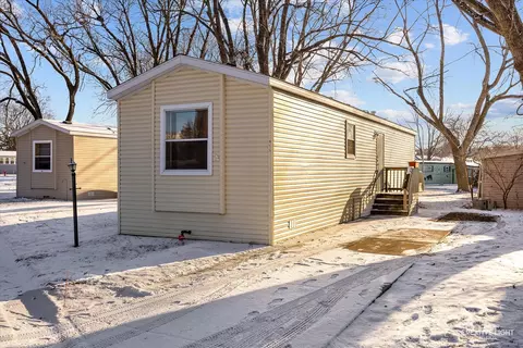 223 Tollview Rd, Elgin, IL 60123 photo 20