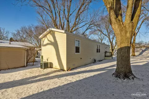 223 Tollview Rd, Elgin, IL 60123 photo 21