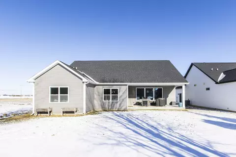 Other - 813 Table Rock Cir, Normal, IL 61761 photo 11 of 13
