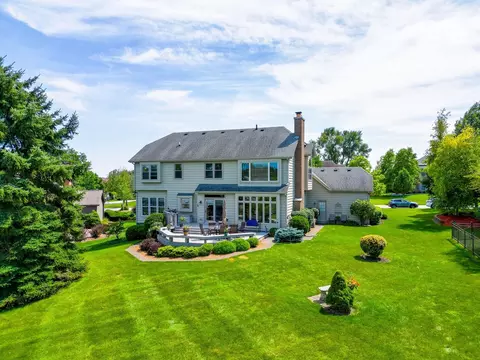 Exterior - 3510 Bunker Hill Dr, Algonquin, IL 60102 photo 5 of 5