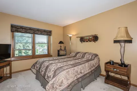 Bedroom - 3510 Bunker Hill Dr, Algonquin, IL 60102 photo 2 of 3