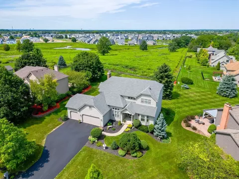 View/Area - 3510 Bunker Hill Dr, Algonquin, IL 60102 photo 5 of 8