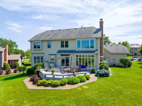 Exterior - 3510 Bunker Hill Dr, Algonquin, IL 60102 photo 4 of 5