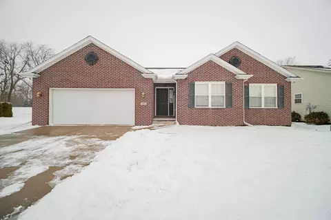 430 Basswood Ln, Normal, IL 61761