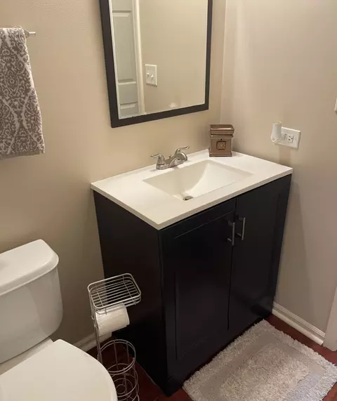 425 Azalea St, Elgin, IL 60124 photo 8