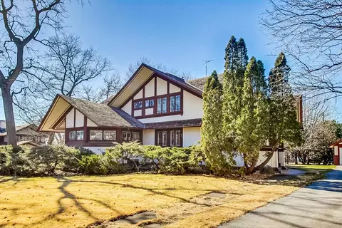687 S Harrison Ave, Kankakee, IL 60901 photo 3