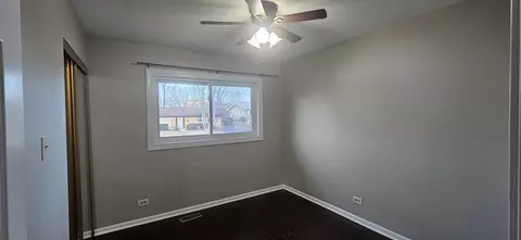 Bedroom - 455 Alcoa Ln, Hoffman Estates, IL 60169 photo 3 of 3