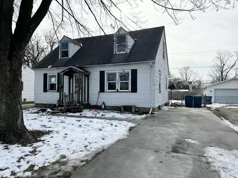 840 W Madison St, Pontiac, IL 61764