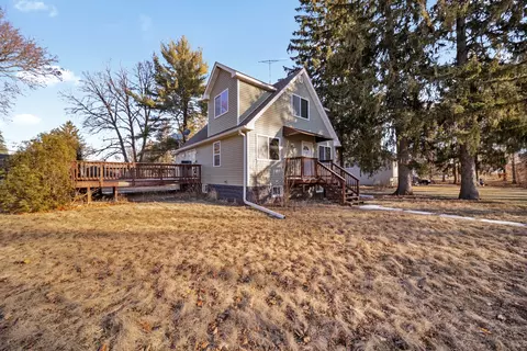 2710 Kama Ave, Mchenry, IL 60050