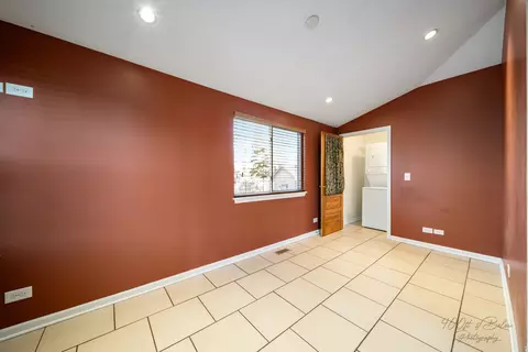 2710 Kama Ave, Mchenry, IL 60050 photo 9