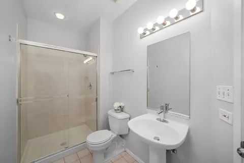 811 S Lytle St #216, Chicago, IL 60607 photo 29