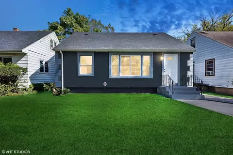 14537 Clinton St, Harvey, IL 60426