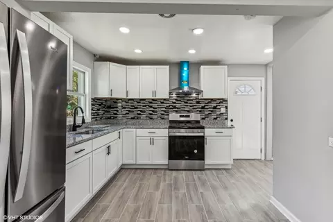 Kitchen - 14537 Clinton St, Harvey, IL 60426 photo 1 of 4