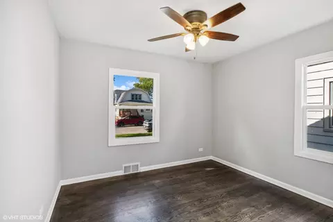 Bedroom - 14537 Clinton St, Harvey, IL 60426 photo 2 of 4
