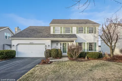 39 W744 Terney Ln, Geneva, IL 60134