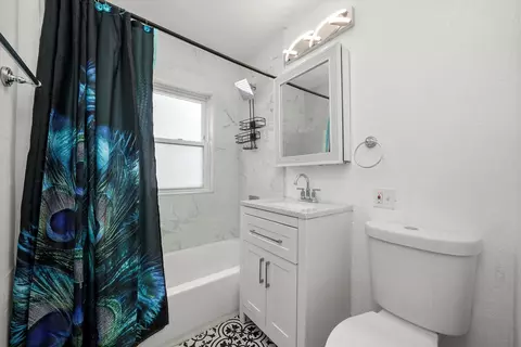 161 E 119th St, Chicago, IL 60628 photo 8