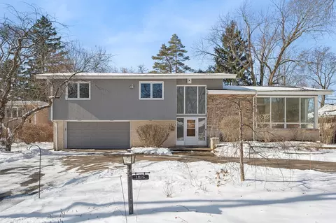 1016 Cherry Tree Ln, Glencoe, IL 60022