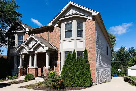 342 Maple Ave, Downers Grove, IL 60515