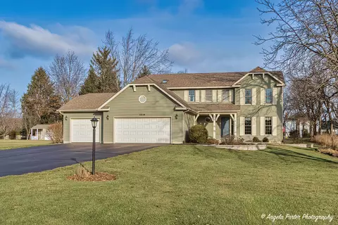 1518 Spruce St, Spring Grove, IL 60081