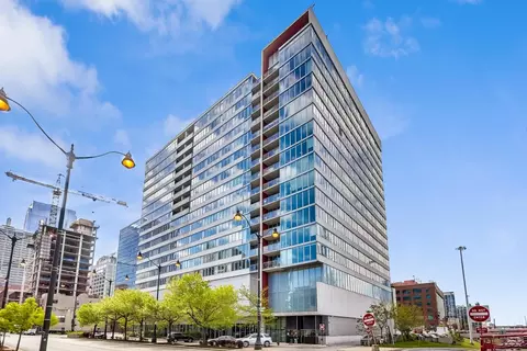 659 W Randolph St #1005, Chicago, IL 60661