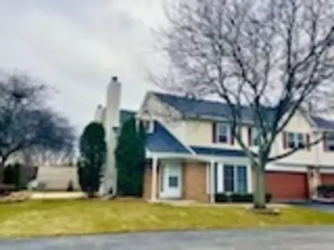 10085 Cambridge Dr, Mokena, IL 60448
