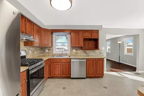 Kitchen - 1122 Pheasant Dr, Bradley, IL 60915 photo 1 of 2