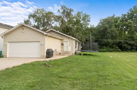 1220 Woodruff Rd, Joliet, IL 60432