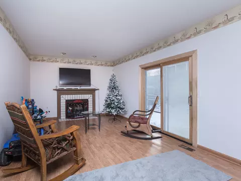 1184 Lexington Dr, Bartlett, IL 60103 photo 10