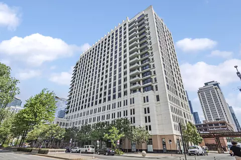 1255 S State St #608, Chicago, IL 60605