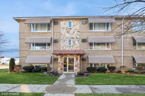 10401 S Keating Ave #2D, Oak Lawn, IL 60453