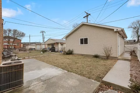 4139 Lawndale Ave, Lyons, IL 60534 photo 27