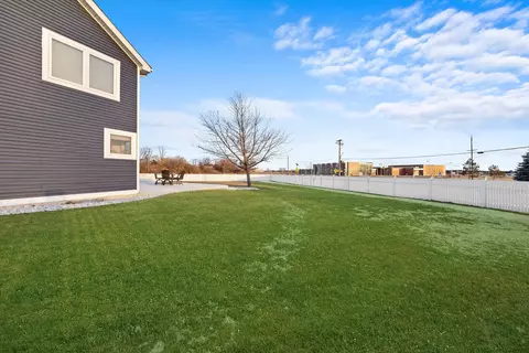 Exterior - 110 Sky View Ln, Beecher, IL 60401 photo 3 of 7