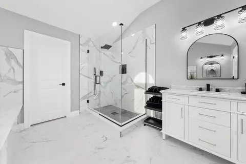 Bath - 110 Sky View Ln, Beecher, IL 60401 photo 3 of 8