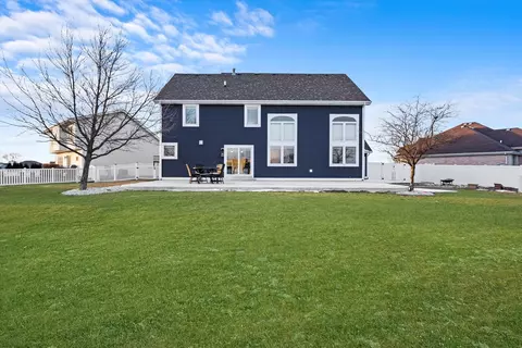 Exterior - 110 Sky View Ln, Beecher, IL 60401 photo 5 of 7