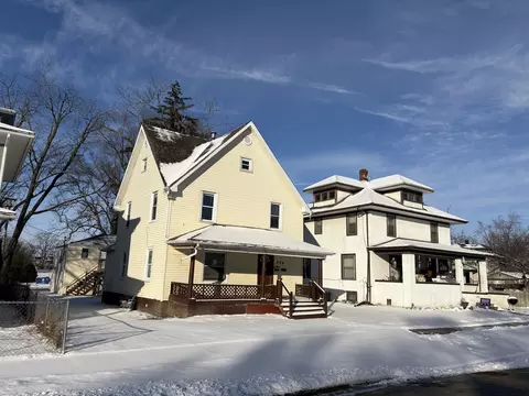 229 S Sibley Ave, Kankakee, IL 60901