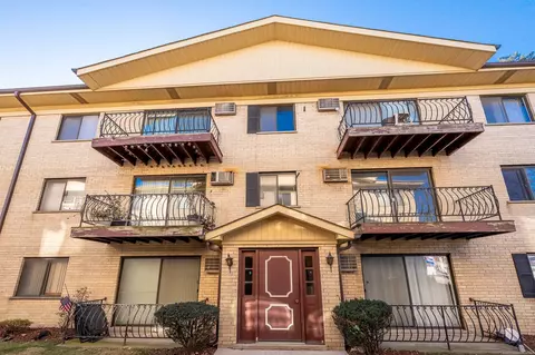 2147 N Harlem Ave #216, Chicago, IL 60707