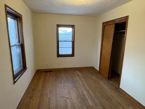 346 W Hickory St, Kankakee, IL 60901 photo 5