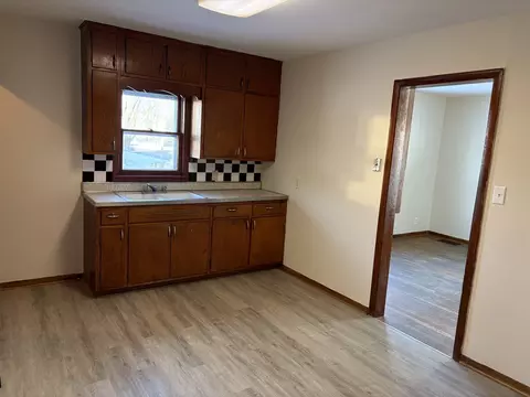 346 W Hickory St, Kankakee, IL 60901 photo 8