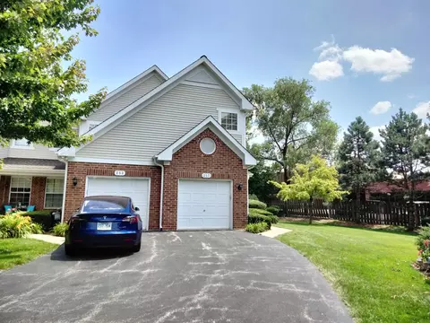 257 W 20th St, Lombard, IL 60148