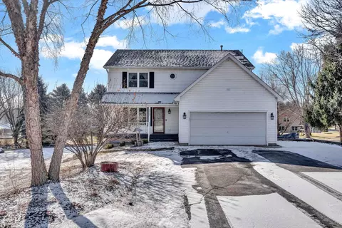 1939 Federal Ct, Johnsburg, IL 60051