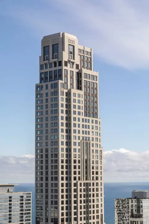 451 E Grand Ave #5406, Chicago, IL 60611