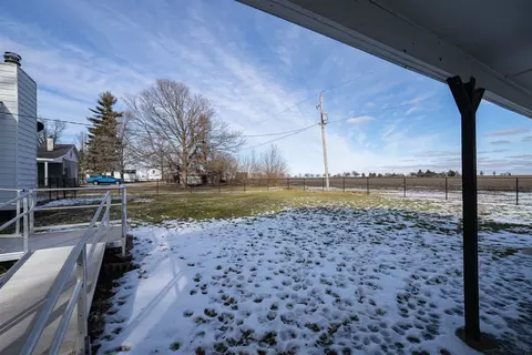 Exterior - 114 S Eastern Ave, Minier, IL 61759 photo 6 of 10