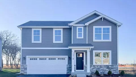 1218 Inkberry Ln, Hampshire, IL 60140