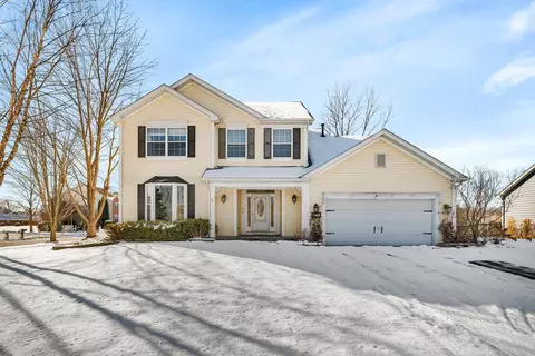 Exterior - 211 River Ct, Minooka, IL 60447 photo 2 of 9