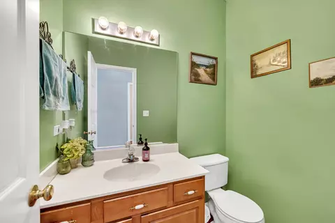 Bath - 211 River Ct, Minooka, IL 60447 photo 1 of 3