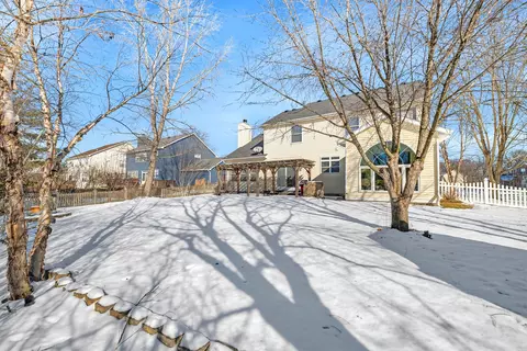 Exterior - 211 River Ct, Minooka, IL 60447 photo 8 of 9