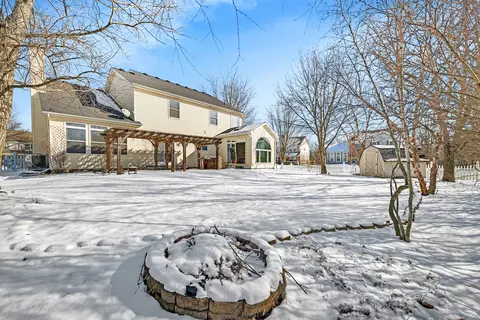 Exterior - 211 River Ct, Minooka, IL 60447 photo 7 of 9