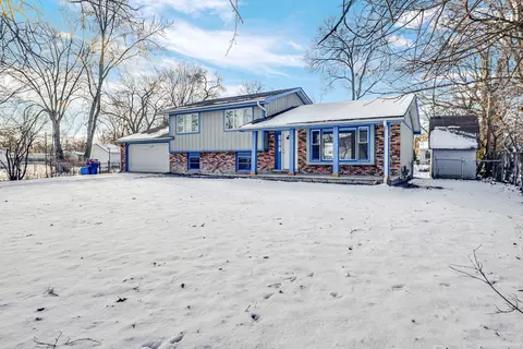 15824 Turner Ave, Markham, IL 60428 photo 2